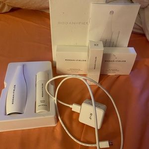 RODAN & Fields Pore Cleansing MD System